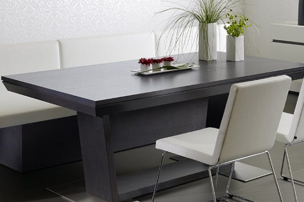 Forcher Möbel | Tische Sessel Esszimmer | Miele Center Höpperger Küchen Innsbruck | Küchen Tirol
