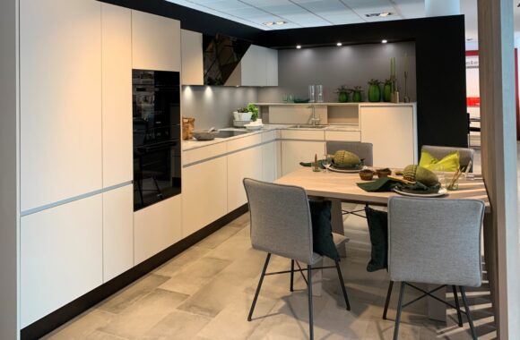 Unternehmen Miele Center Höpperger | Küchenwelt Innsbruck / Tirol