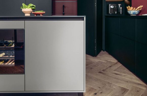 next125 Design Küche in Indischrot | Küchenwelt Höpperger